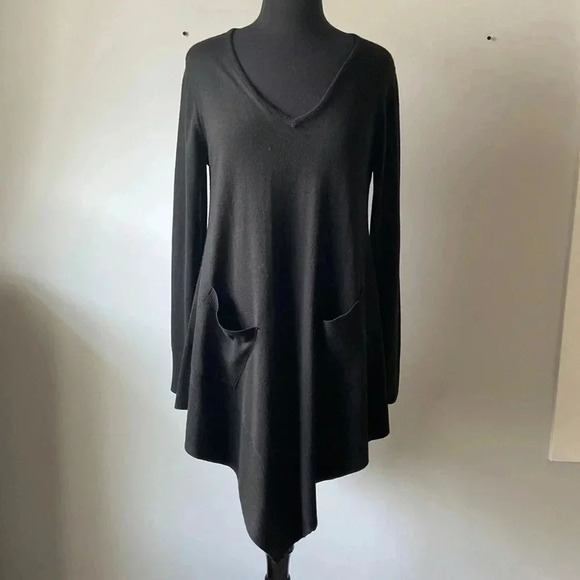 Boo Radley Australia 🇦🇺 | Long Sleeve  V-Neck Sweater - Picture 1 of 6